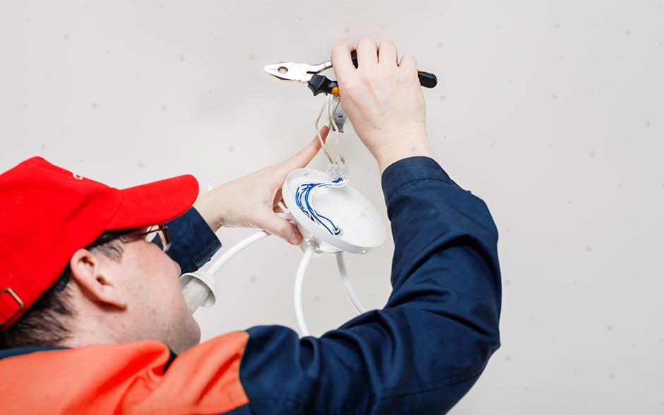 cherche électricien pas cher Les Essarts-le-Roi