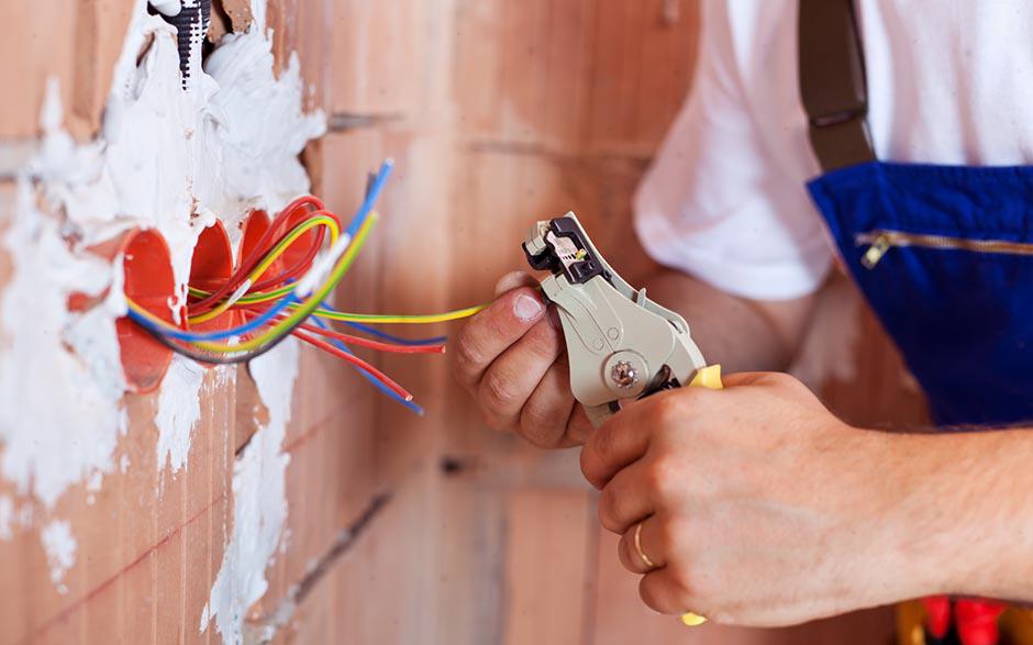 cherche électricien pas cher Les Essarts-le-Roi